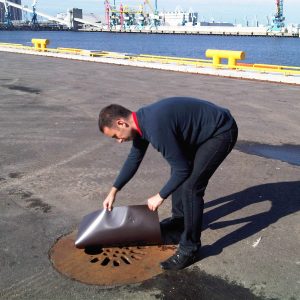 Magnetna zaščita za jašek