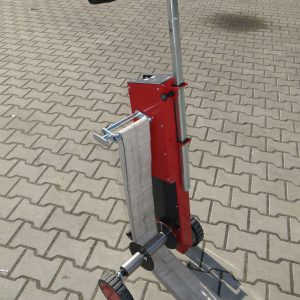 Avtomatski roler za cevi