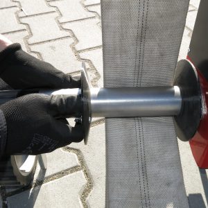 Avtomatski roler za cevi