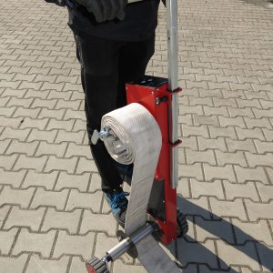 Avtomatski roler za cevi